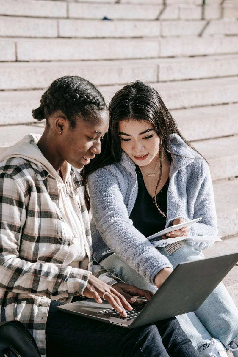 Students using accessible educational video content
